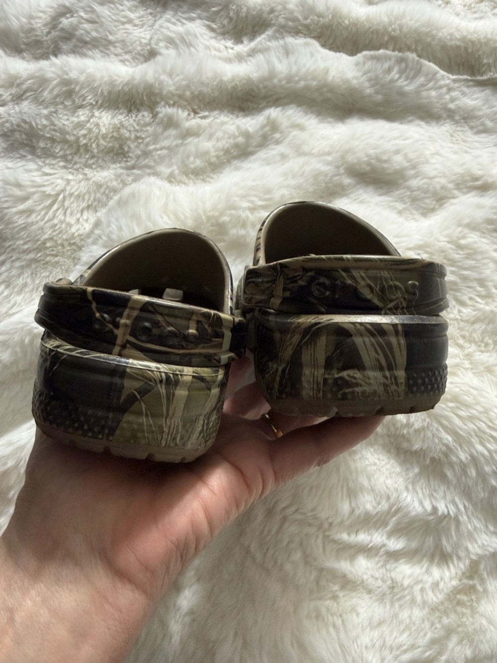 CROCS Kids' Camo Classic Clogs - Picture 5 of 7